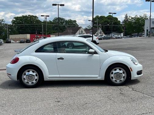 2016 Volkswagen Beetle 1.8T Classic