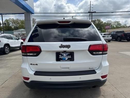 2016 Jeep Grand Cherokee Laredo