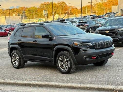 2023 Jeep Cherokee Trailhawk