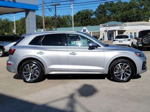 2021 Audi Q5 40 Premium Plus