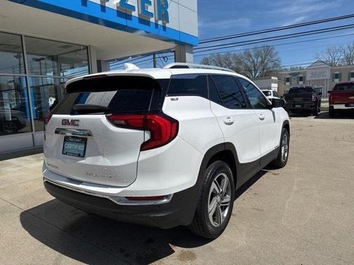 2021 GMC Terrain SLT