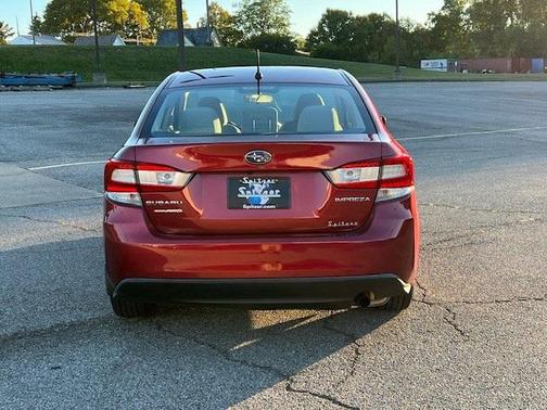 2019 Subaru Impreza 2.0i