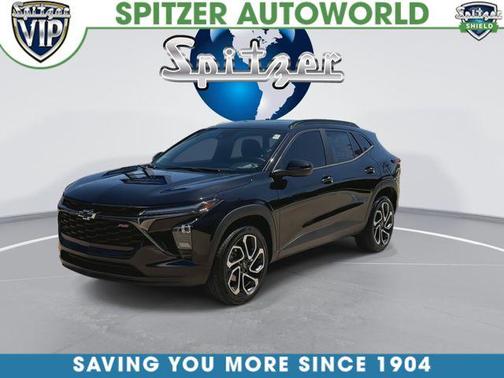Mosaic Black Metallic 2024 Chevrolet Trax 2RS