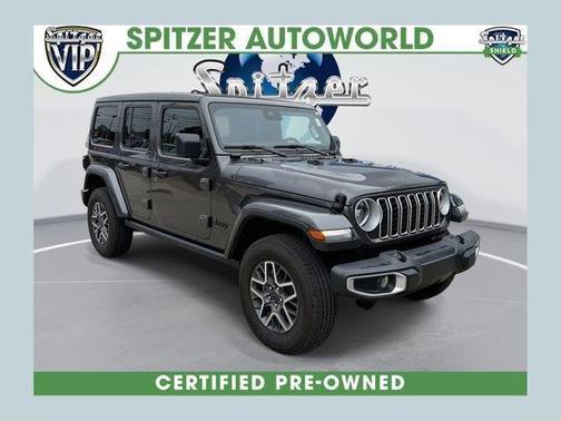 Granite Crystal Clearcoat Metallic 2025 Jeep Wrangler Sahara