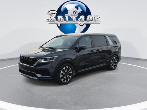 2023 Kia Carnival EX