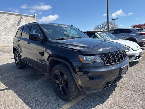 2019 Jeep Grand Cherokee Laredo