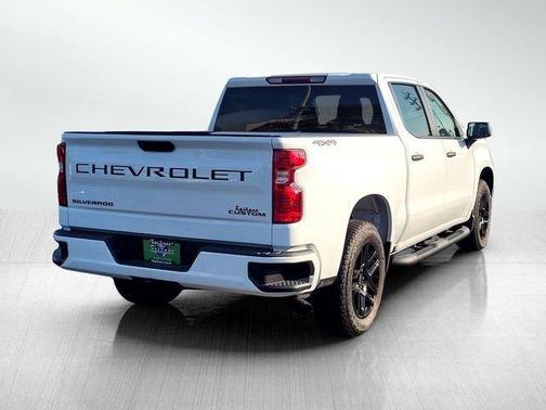 2025 Chevrolet Silverado 1500 Custom