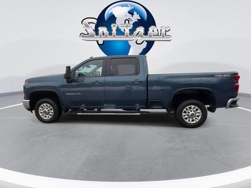 Lakeshore Blue Metallic 2025 Chevrolet Silverado 2500 LT