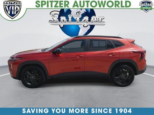 Cayenne Orange Metallic 2024 Chevrolet Trax ACTIV