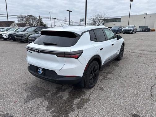 2026 Chevrolet Equinox EV LT 1
