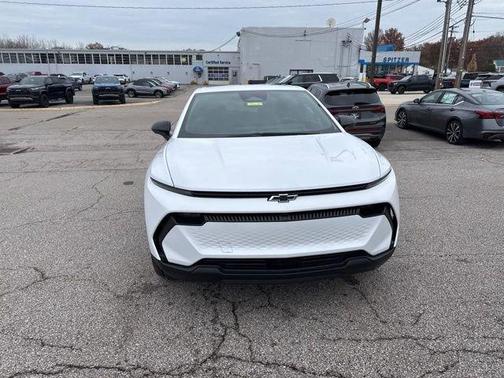 2026 Chevrolet Equinox EV LT 1