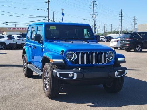 2024 Jeep Wrangler Sahara