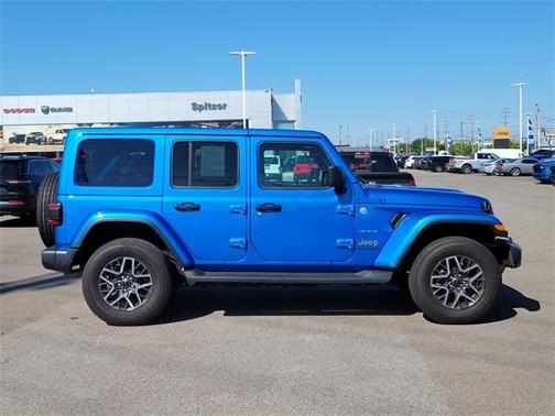 2024 Jeep Wrangler Sahara