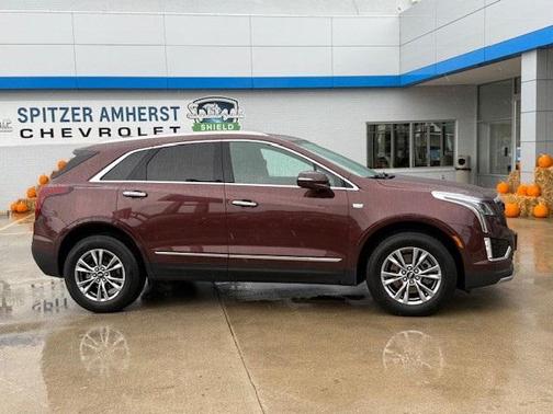 2022 Cadillac XT5 Premium Luxury
