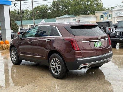 2022 Cadillac XT5 Premium Luxury