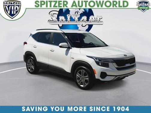 Snow White Pearl 2021 Kia Seltos S