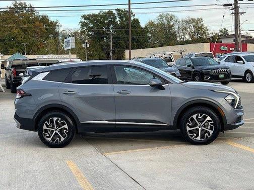 2023 Kia Sportage EX