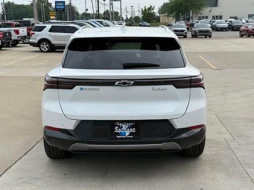 2025 Chevrolet Equinox EV LT 2