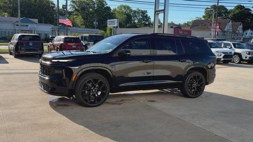 Mosaic Black Metallic 2024 Chevrolet Traverse RS
