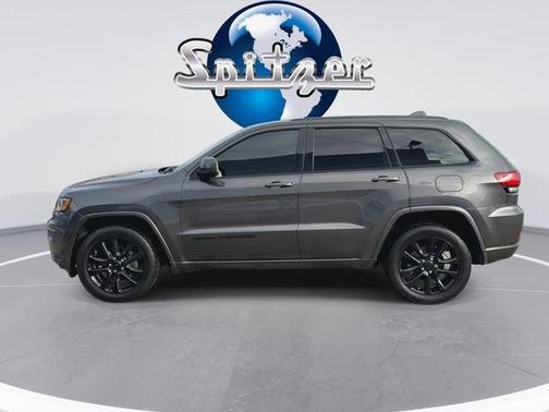 2020 Jeep Grand Cherokee Altitude