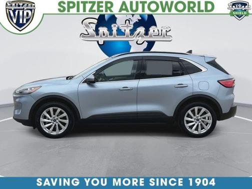 2022 Ford Escape Titanium
