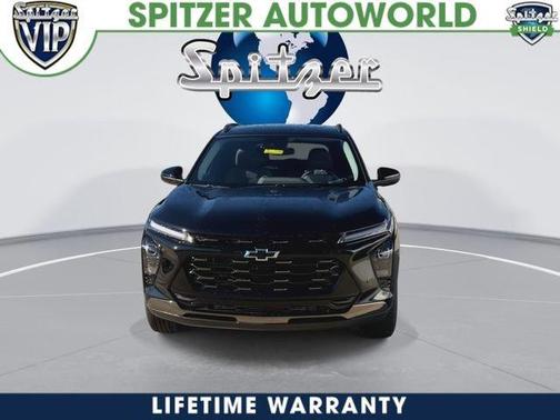 Black 2026 Chevrolet Trax ACTIV