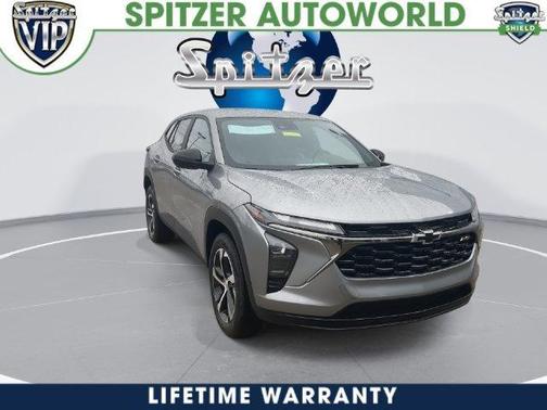 Gray 2026 Chevrolet Trax 1RS