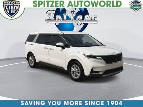Snow White Pearl 2023 Kia Carnival LX Seat Package