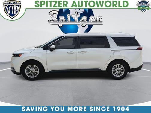 Snow White Pearl 2023 Kia Carnival LX Seat Package
