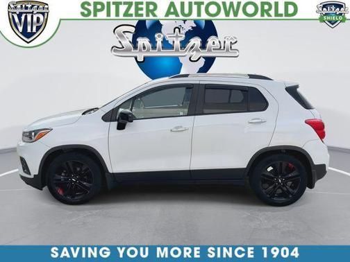 Summit White 2018 Chevrolet Trax LT