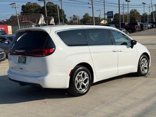 2024 Chrysler Pacifica Limited