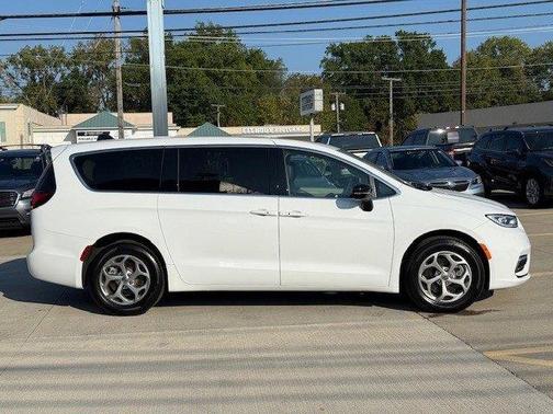 2024 Chrysler Pacifica Limited