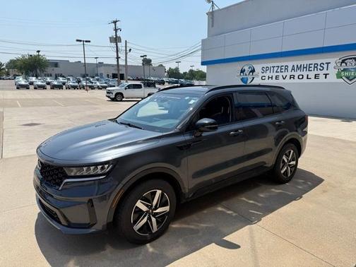 2021 Kia Sorento S