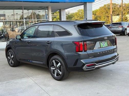 2021 Kia Sorento S
