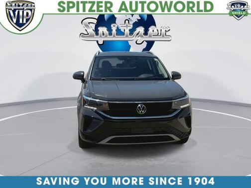 Pure Gray 2023 Volkswagen Taos 1.5T SE