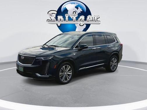 2025 Cadillac XT6 Premium Luxury AWD