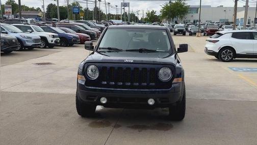 True Blue Pearlcoat 2016 Jeep Patriot Sport