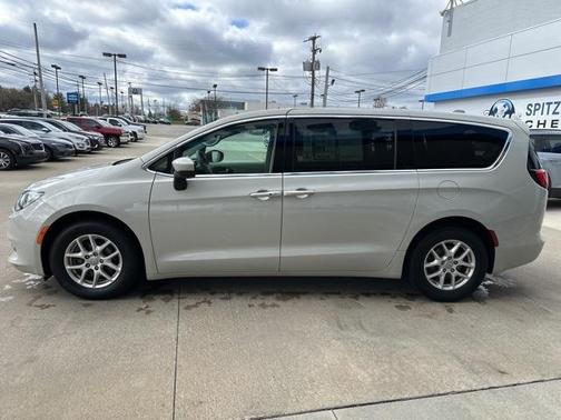 2017 Chrysler Pacifica LX