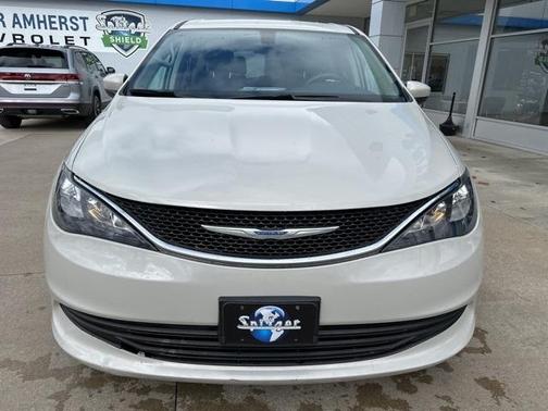 2017 Chrysler Pacifica LX