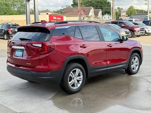 2022 GMC Terrain SLE