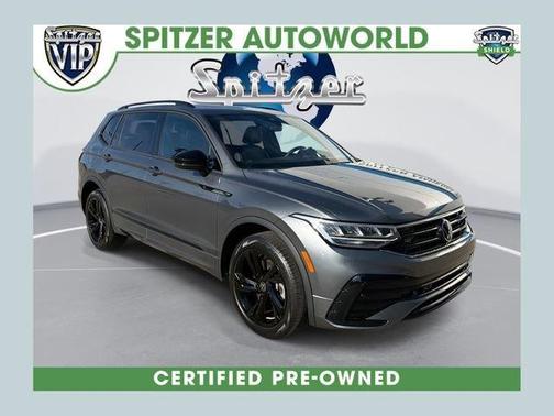 Platinum Gray Metallic 2023 Volkswagen Tiguan 2.0T SE R-Line Black