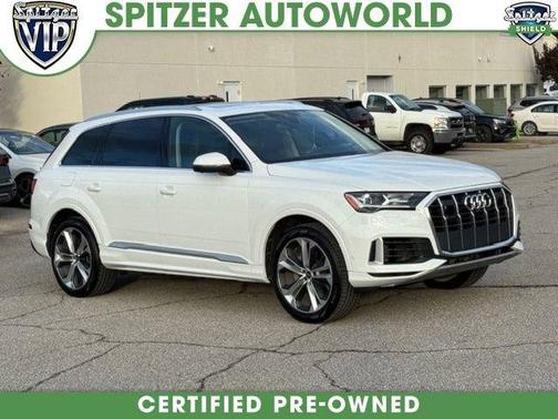 2022 Audi Q7 55 Premium Plus
