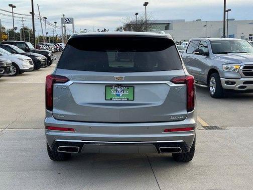 2024 Cadillac XT6 Premium Luxury AWD