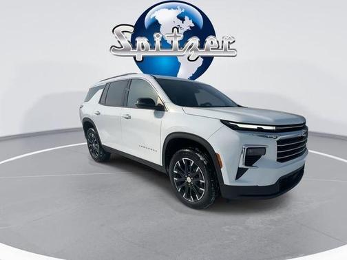 White 2026 Chevrolet Traverse LT