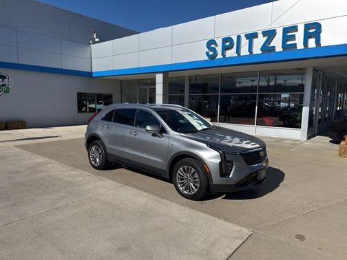 2024 Cadillac XT4 Premium Luxury