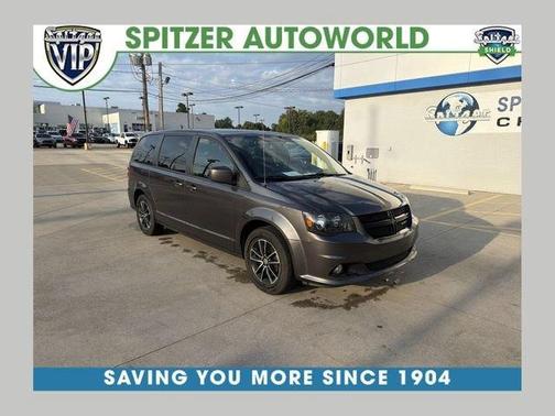 Granite Pearlcoat 2018 Dodge Grand Caravan SE