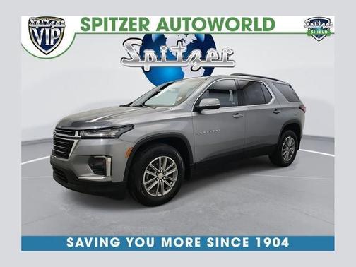 Sterling Gray Metallic 2023 Chevrolet Traverse LT Leather