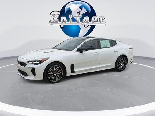 2023 Kia Stinger GT-Line