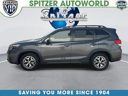 Magnetite Gray Metallic 2023 Subaru Forester Premium