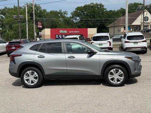 2024 Chevrolet Trax LS